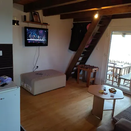 Holiday home Vikendica Varosiste *
