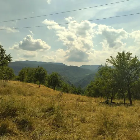 Casa de Férias Vikendica Varosiste