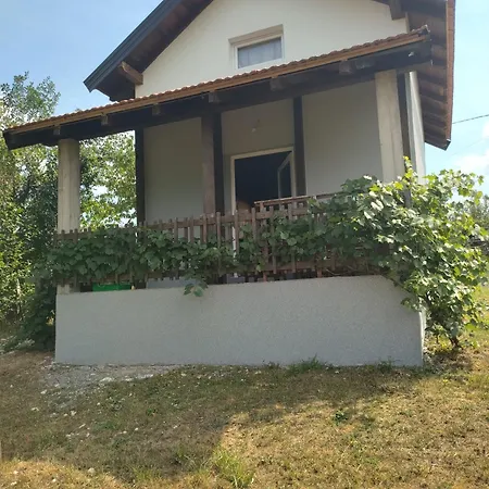 Casa de Férias Vikendica Varosiste *