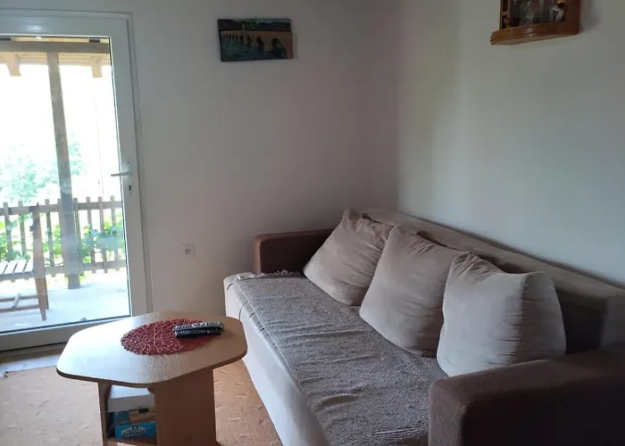 Ferienhaus Vikendica Varosiste